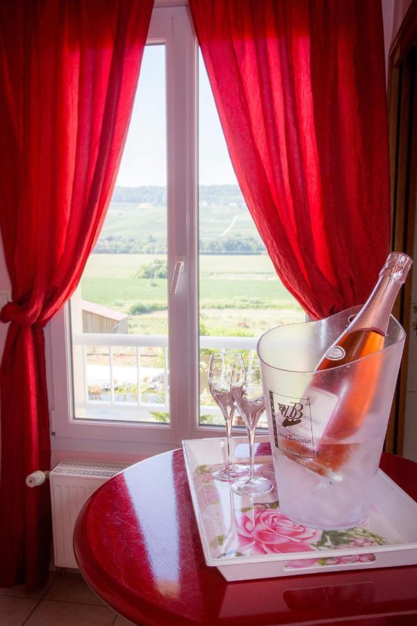 Domaine Bacchus Bed & Breakfast Reuil-sur-Marne Exterior photo